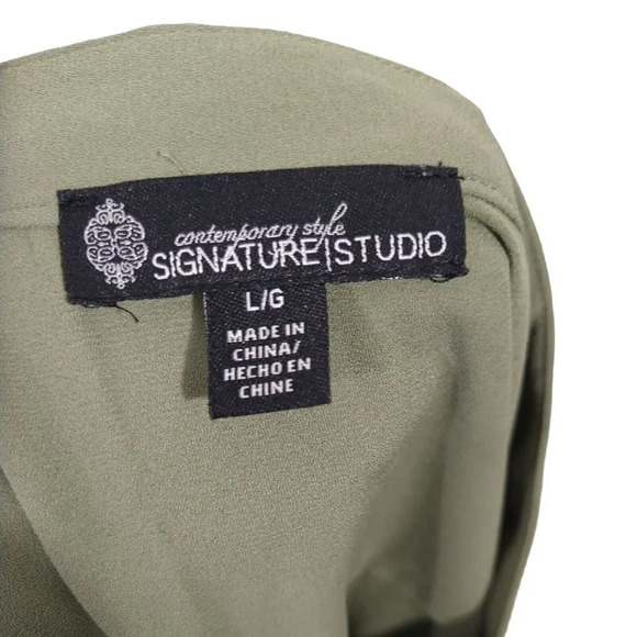 Signature Studio Pullover V-neck Top Women Size L Green Roll Tab Sleeve - Picture 6 of 9